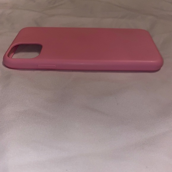 Insignia- Hard Shell Case for Apple® iPhone® 11 Pro Max - Pink - Picture 9 of 12